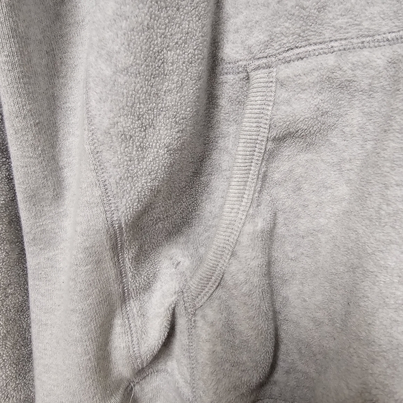 GAP Soft Arch Logo Light Gray Hoodie - Picture 3 of 10